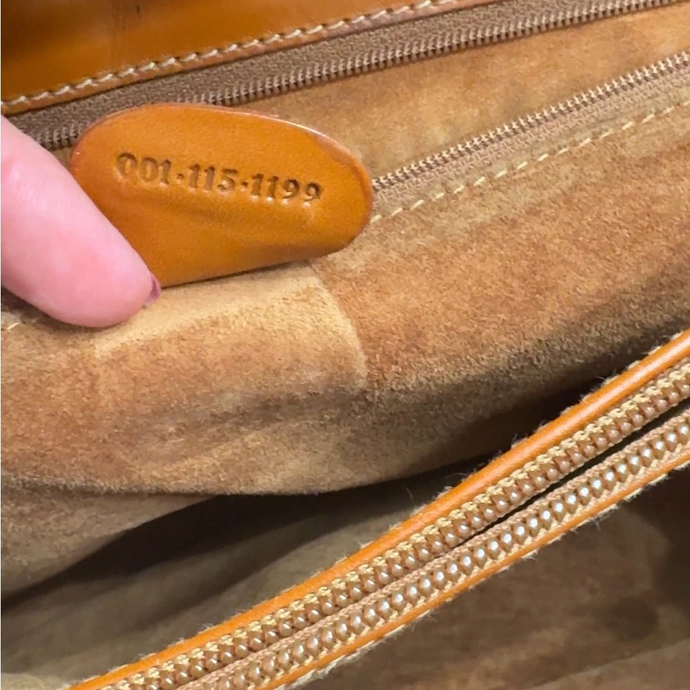 Gucci Vintage Saddle Bag - Picture 14 of 15